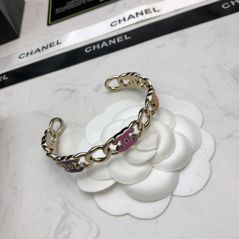 Ch**el bracelets